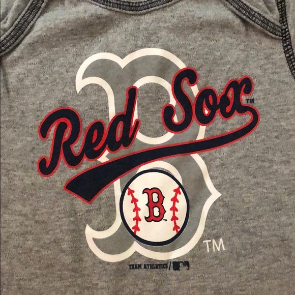 2 Infant Red Sox Onesies 6 - 9 months - Picture 2 of 5